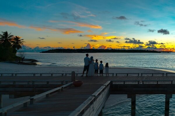 Top 10 Family Travel Tips You Need Now
