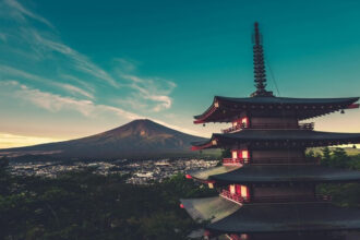 why is everyone traveling to japan in 2025